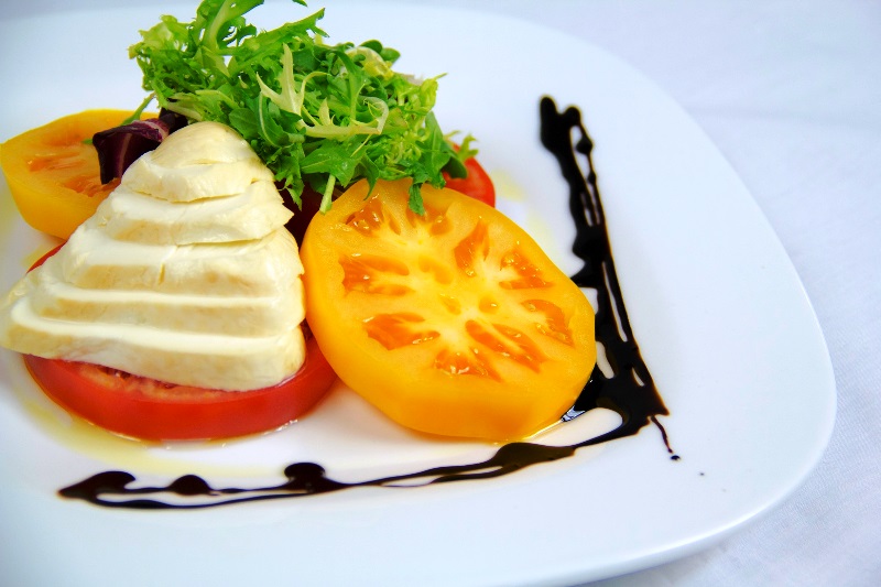 Smoked Mozzarella Salad